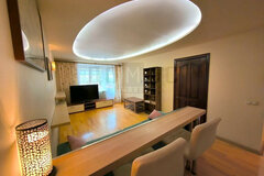 Екатеринбург, ул. Куйбышева, 106 (Шарташский рынок) - фото квартиры