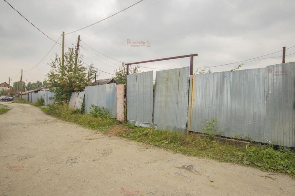 Екатеринбург, СНТ Вагонник (Старая Сортировка) - фото сада (2)