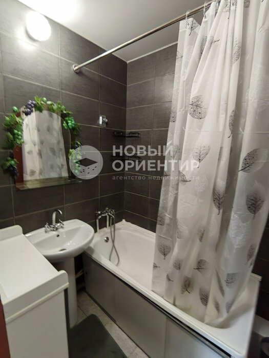 Екатеринбург, ул. Авиационная, 61/1 (Автовокзал) - фото квартиры (7)