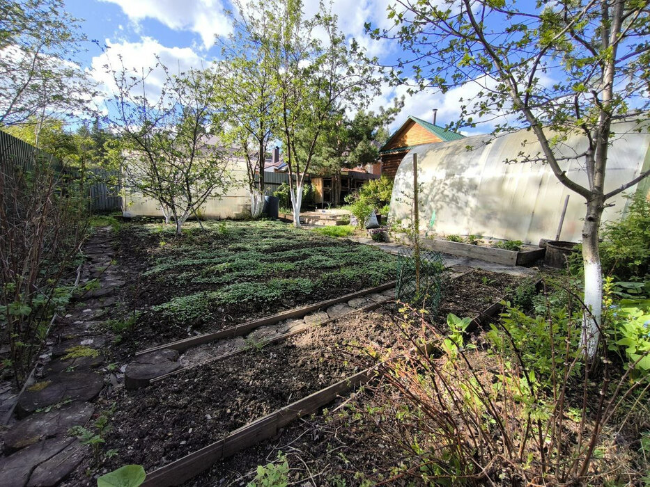 г. Сысерть, ул. Малахитовая, 11 (городской округ Сысертский) - фото дома (8)