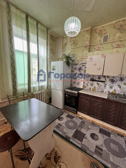 г. Каменск-Уральский, ул. Средняя, 3 (городской округ Каменский) - фото квартиры (8)