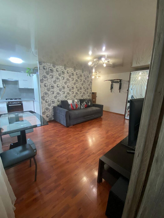 Екатеринбург, ул. Селькоровская, 102к3 (Вторчермет) - фото квартиры (1)