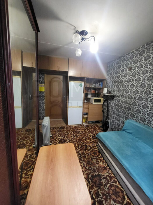 Екатеринбург, ул. Сибирский, 8 км п. ДОК,21 (Шарташский рынок) - фото комнаты (2)