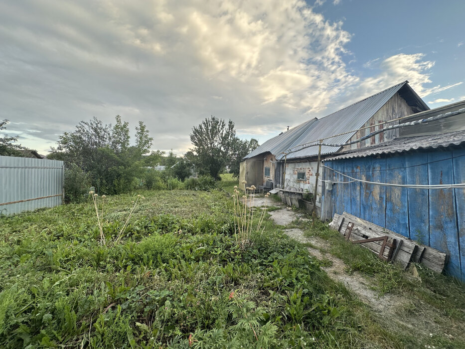 п. Большой Исток, ул. Металлистов, 4 (городской округ Сысертский) - фото дома (3)