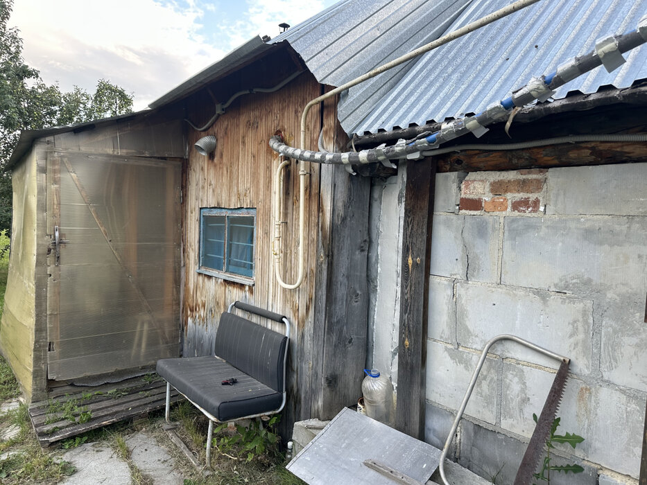 п. Большой Исток, ул. Металлистов, 4 (городской округ Сысертский) - фото дома (8)