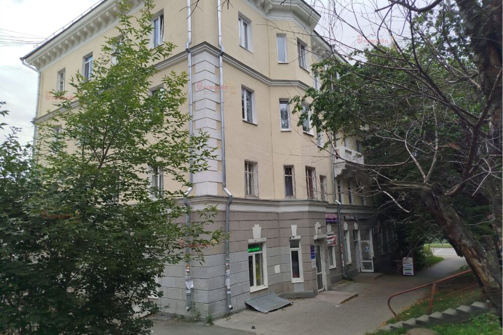 Екатеринбург, ул. Грибоедова, 19 (Химмаш) - фото торговой площади (2)