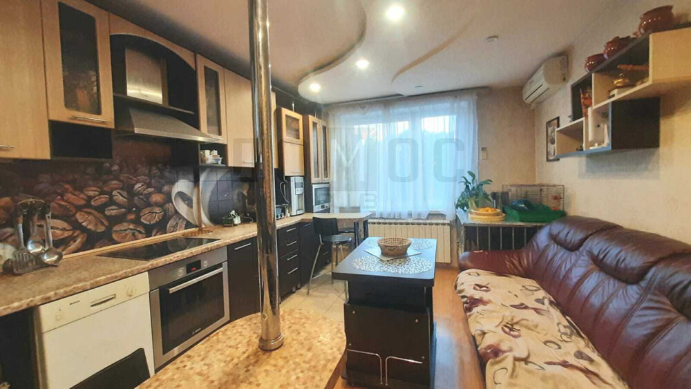 Екатеринбург, ул. Базовый, 52 (Автовокзал) - фото квартиры (3)