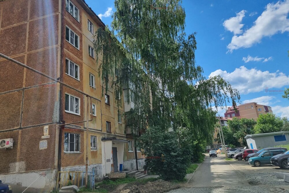 г. Первоуральск, ул. Ленина, 19Б (городской округ Первоуральск) - фото квартиры (2)