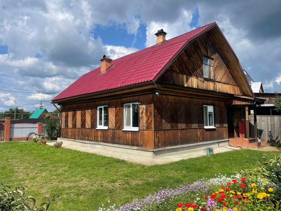 г. Сысерть, ул. Гагарина, 48 (городской округ Сысертский) - фото дома (1)