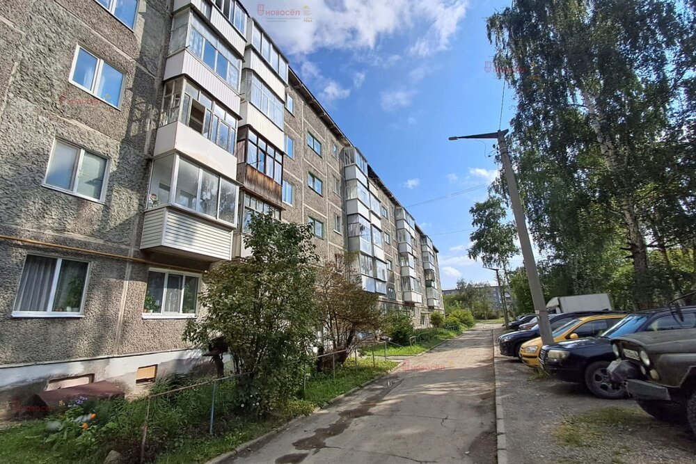 г. Ревда, ул. Цветников, 46 (городской округ Ревда) - фото квартиры (2)