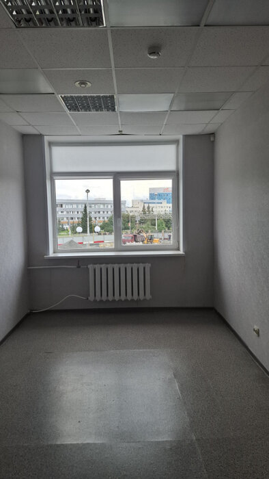 г. Верхняя Пышма, ул. Александра Козицына, 1 (городской округ Верхняя Пышма) - фото офисного помещения (2)