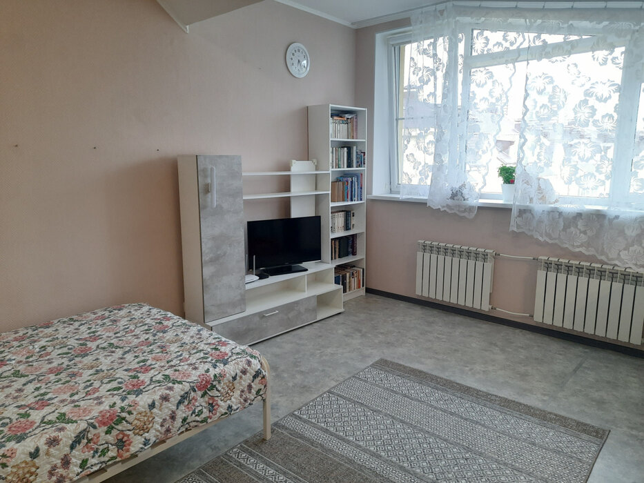 Екатеринбург, ул. Очеретина, 10 (Академический) - фото квартиры (1)