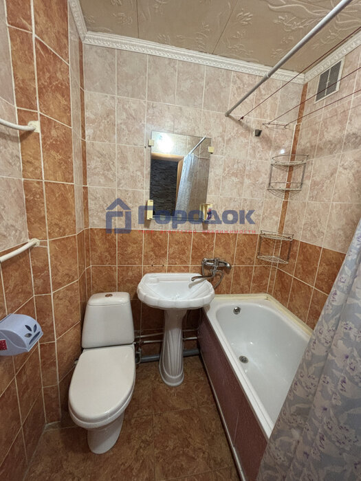 г. Каменск-Уральский, ул. Калинина, 36 (городской округ Каменский) - фото квартиры (1)