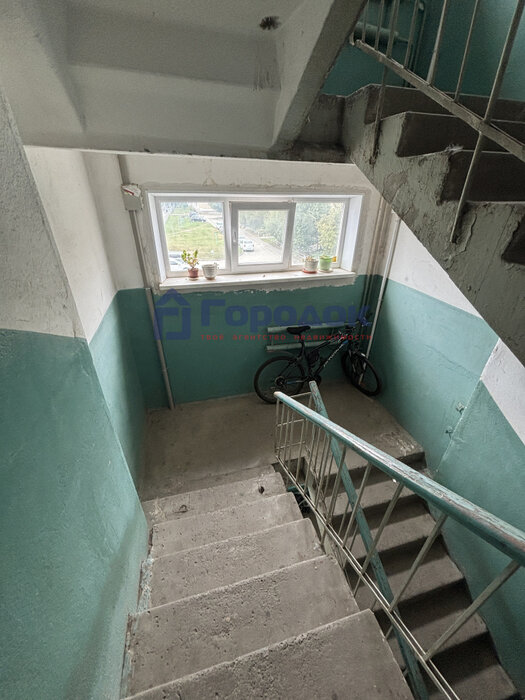 г. Каменск-Уральский, ул. Калинина, 36 (городской округ Каменский) - фото квартиры (8)