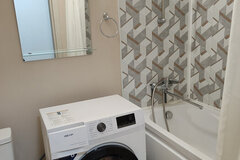 Екатеринбург, ул. Латвийская, 56/3 (Компрессорный) - фото квартиры