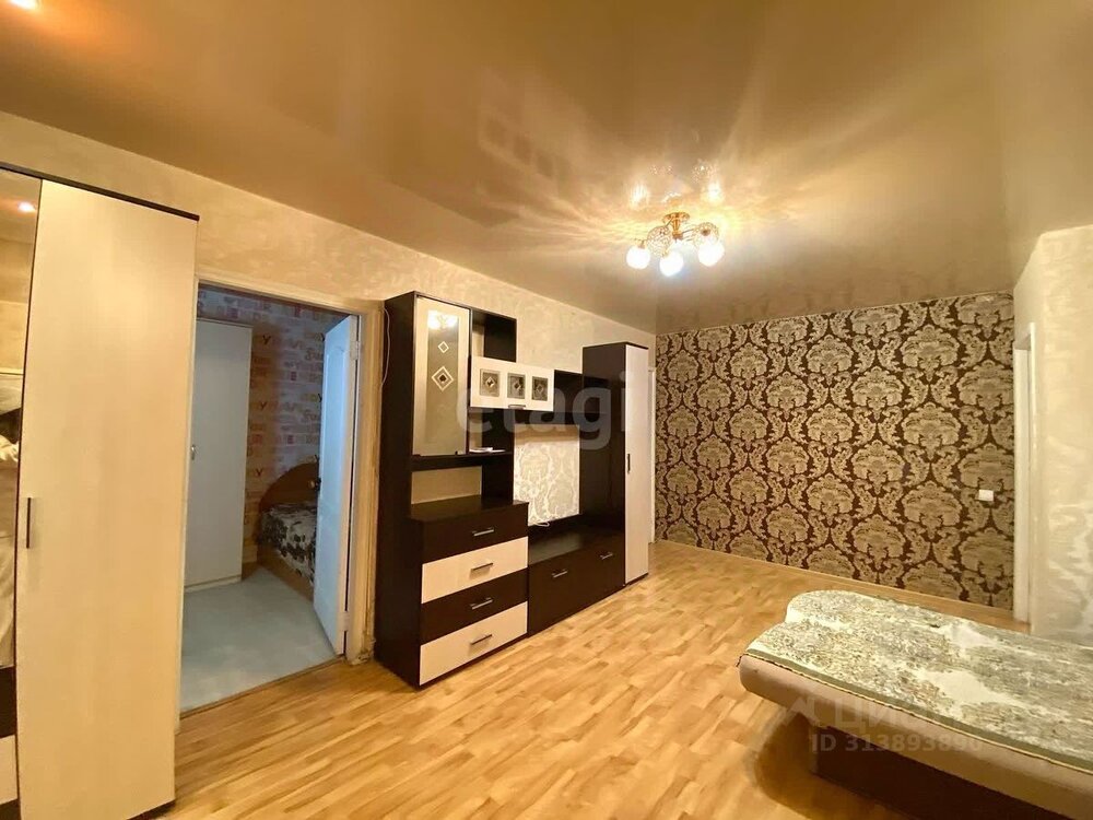 г. Каменск-Уральский, ул. Калинина, 64 (городской округ Каменский) - фото квартиры (6)