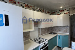 г. Каменск-Уральский, ул. 2-я Рабочая, 14 (городской округ Каменский) - фото квартиры