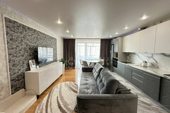 Екатеринбург, ул. Билимбаевская, 7 (Старая Сортировка) - фото квартиры