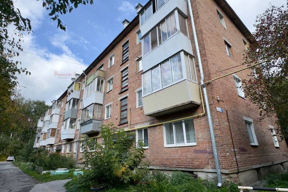 г. Березовский, ул. Толбухина, 3 (городской округ Березовский) - фото квартиры (2)