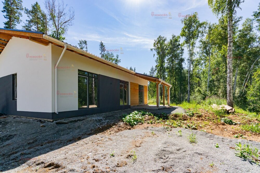 Екатеринбург, ул. Кургановская, 10 (Горный щит) - фото дома (5)