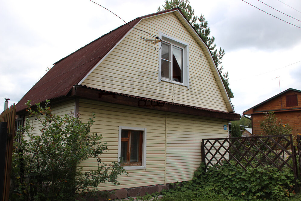 п. Санаторный, СНТ Искра-52 (городской округ Верхняя Пышма) - фото сада (5)