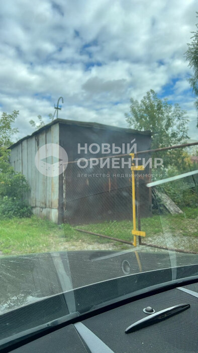 Екатеринбург, ул. Рабочих, 12 в (ВИЗ) - фото дома (2)