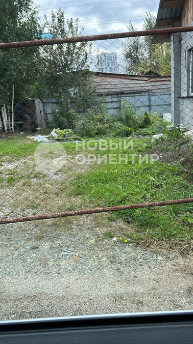 Екатеринбург, ул. Рабочих, 12 в (ВИЗ) - фото дома (3)