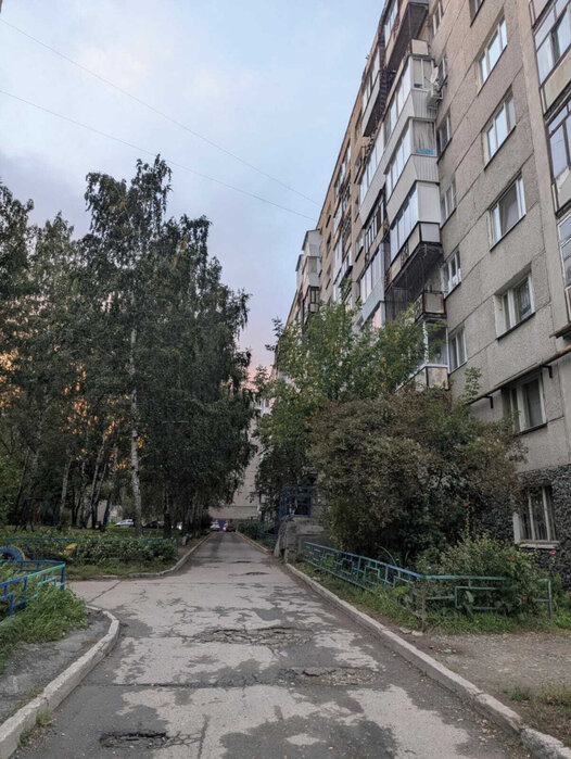 Екатеринбург, ул. Ангарская, 52/3 (Старая Сортировка) - фото квартиры (1)