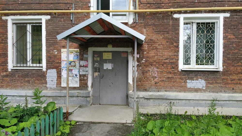 Екатеринбург, ул. Бакинских комиссаров, 19 (Уралмаш) - фото комнаты (6)