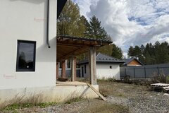 г. Сысерть, ул. Ласточка, 50 (городской округ Сысертский) - фото коттеджа