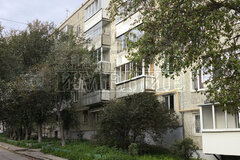 г. Ревда, ул. Чехова, 51 (городской округ Ревда) - фото квартиры