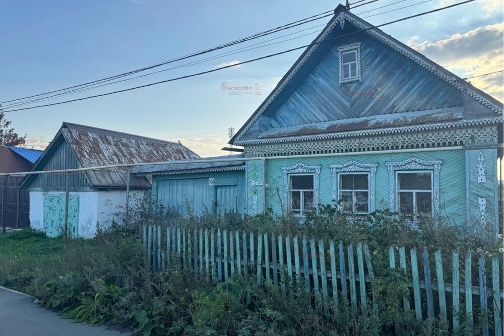 п. Бобровский, ул. 1 Мая, 104 (городской округ Сысертский) - фото дома (3)