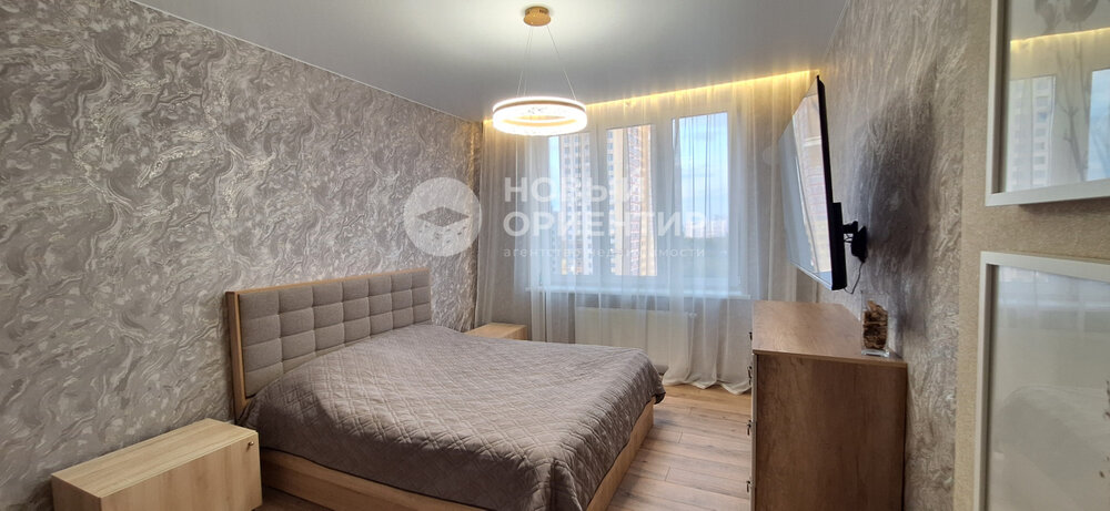 Екатеринбург, ул. Краснолесья, 96 (Академический) - фото квартиры (1)