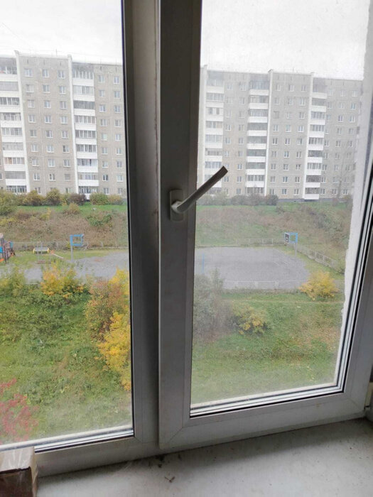 г. Первоуральск, ул. Емлина, 18Б (городской округ Первоуральск) - фото квартиры (6)