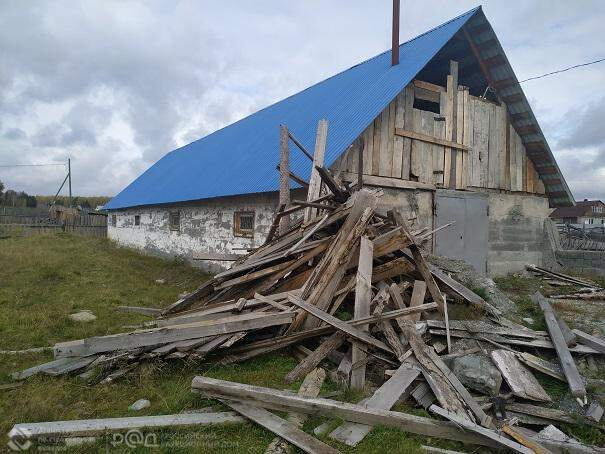 п. Валериановск, ул. Первомайская (городской округ Качканарский) - фото земельного участка (3)