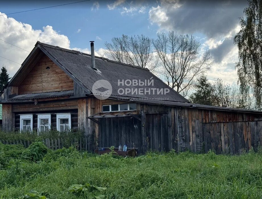 д. Волыны, ул. Сталина, 44 (городской округ Староуткинск) - фото дома (1)