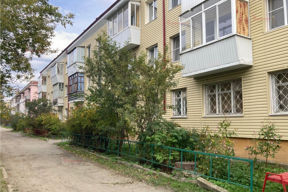 г. Среднеуральск, ул. Калинина, 17а (городской округ Среднеуральск) - фото квартиры (2)