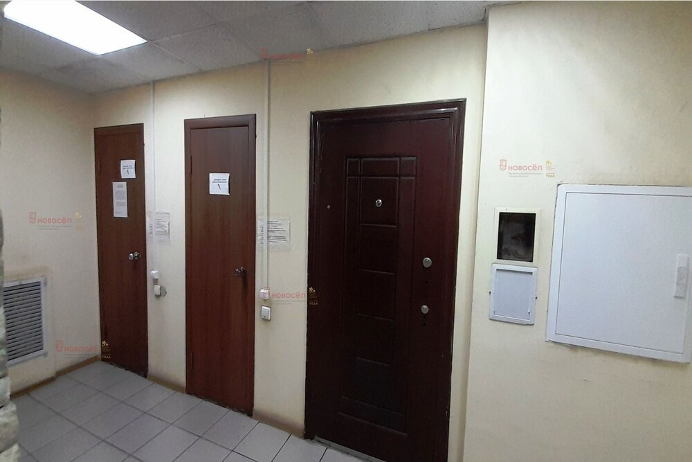 Екатеринбург, ул. 40-летия Комсомола, 4А (ЖБИ) - фото офисного помещения (8)