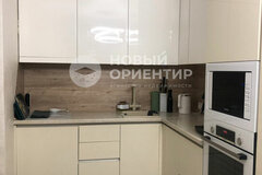 Екатеринбург, ул. микрорайон Светлый, 7 (Уктус) - фото квартиры