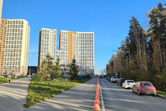 Екатеринбург, ул. микрорайон Светлый, 4 (Уктус) - фото квартиры