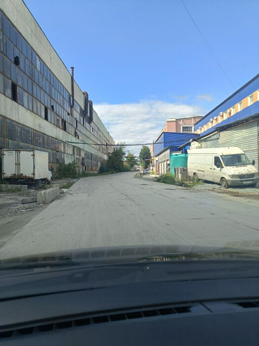 Екатеринбург, ул. Фронтовых бригад, 18 (Эльмаш) - фото склада (2)