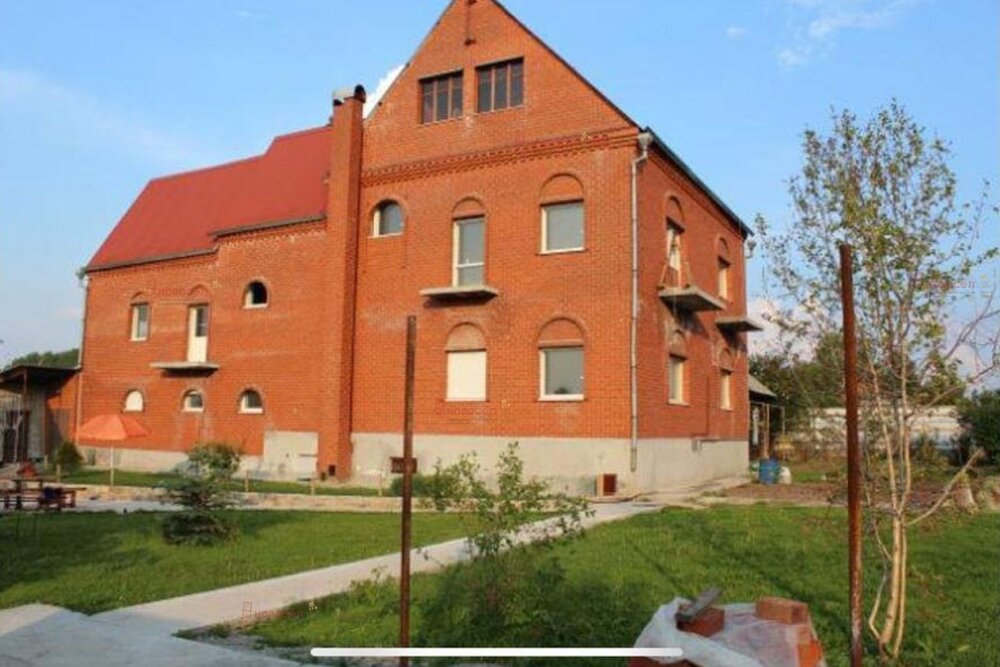 п. Монетный, ул. Зеленая, 18 (городской округ Березовский) - фото коттеджа (2)