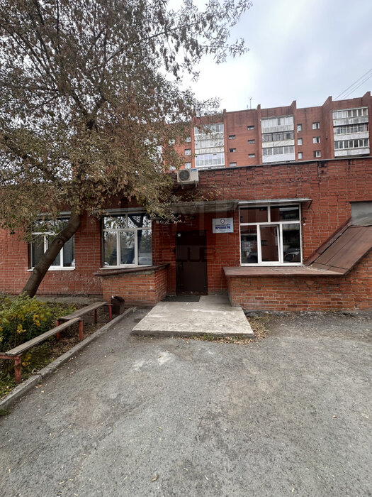 Екатеринбург, ул. Лодыгина, 11а (Втузгородок) - фото торговой площади (2)