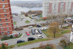 г. Первоуральск, ул. Береговая, 16 (городской округ Первоуральск) - фото квартиры