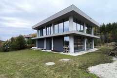 п. Кирпичный, ул. Тенистая, 1 (городской округ Среднеуральск) - фото коттеджа