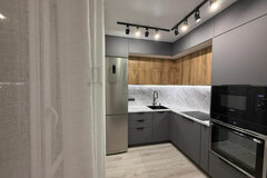 Екатеринбург, ул. микрорайон Светлый, 12 (Уктус) - фото квартиры