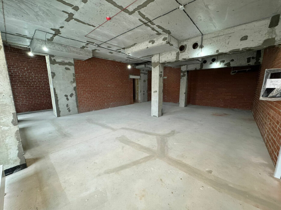 Екатеринбург, ул. Якова Свердлова, 32 б - фото торговой площади (4)