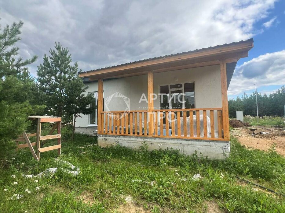 к.п. Зеленые кварталы, ул. Ломоносова, 17 (городской округ Белоярский, п. Рассоха) - фото дома (3)