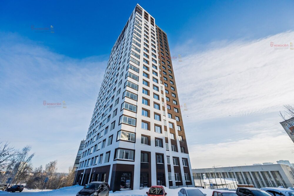 Екатеринбург, ул. Прониной, 43 - фото квартиры (2)