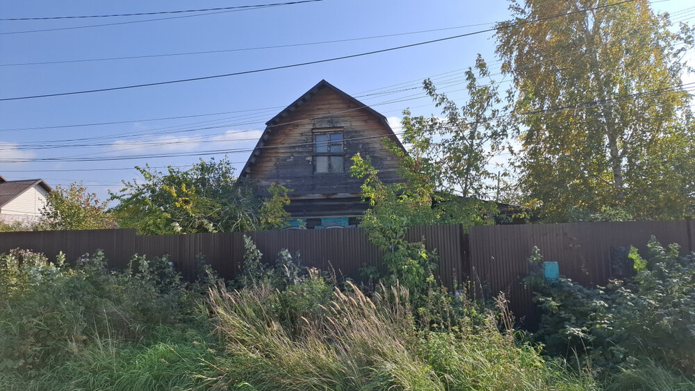 г. Верхняя Пышма, ул. Строителей, 32 (городской округ Верхняя Пышма) - фото дома (1)